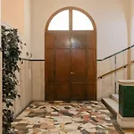 Domus Aura *